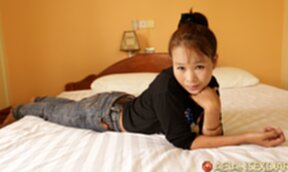 Pon strips bra and panties and gets fucked